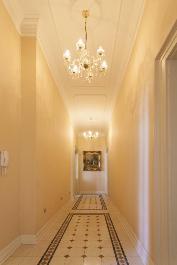 Filip'S Palace Luxurious Apartment Laibach Exterior foto